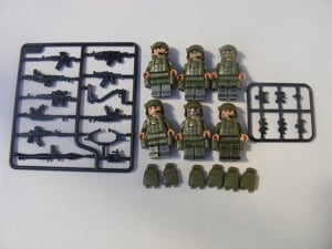 Lego SWAT RUS álcázott Orosz kommandós katonák katona 6db fegyver - kép 7