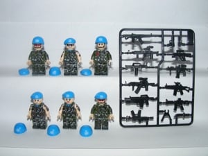 Lego Swat kommandós katonák U.N. Ensz békefenntartó alakulat katona 6db - kép 5