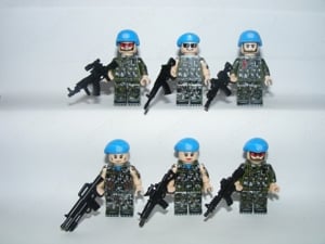 Lego Swat kommandós katonák U.N. Ensz békefenntartó alakulat katona 6db - kép 8