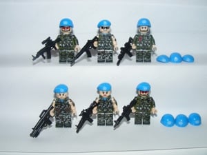 Lego Swat kommandós katonák U.N. Ensz békefenntartó alakulat katona 6db - kép 3