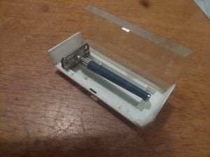 Retro eredeti Gillette tekerős borotva - kép 3