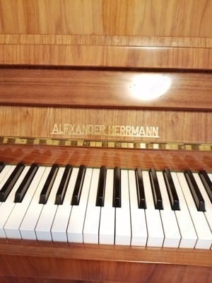 Alexander-Herrmann német pianínó eladó