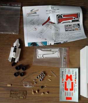 Forma-1 McLaren-Ford M30 Prost 1980 1:43 kit - kép 2