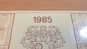 1985-ös naptár csempe eladó 40-ik szülinapra - kép 4