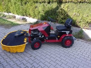 16 LE-s Briggs motoros, Panter FD-5 fűkaszáló traktor, cseh gyártmány! - kép 5