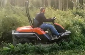 23 LE-s, DORMAK RHX 95 ipari kivitelű gazvágó traktor - kép 11