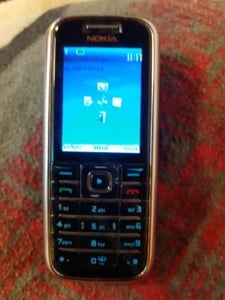 Nokia 6233 hagyományos mobil - kép 2