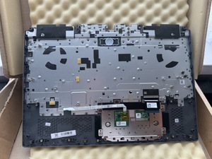 Lenovo LOQ 15IAX9I angol billentyűzet palmrest US 15IAX9 15IRX9 5CB1M65368 - kép 3