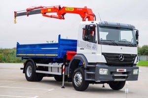 Mercedes - Benz AXOR 1828 - Billenőplatós - Darugémes teherautó EURO 4