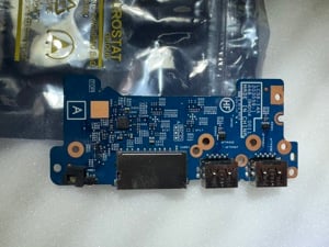 Lenovo Flex 5-14ALC05 usb board kártyaolvasó io board panel 5C50S25172