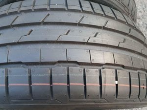 Új Hankook Ventus S1 Evo3 EV 225 55 R18 Prémium Gumiabroncs