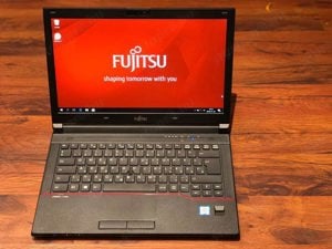 1999 óta Dr-PC: Fujitsu LifeBook E544 (új akkuval) -Dr-PC-nél