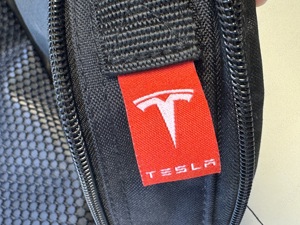 Eladó egy gyári Tesla UMC 1 töltő táska UMC töltőtáska 10.000 Ft - kép 5