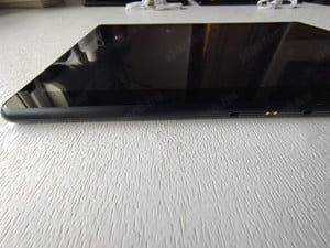 Lenovo M10 HD tablet - kép 3