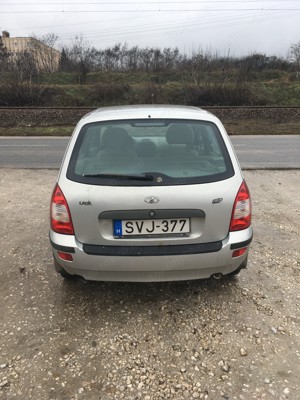 Lada 1.4 benzin - kép 2