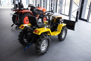 Tauros Zx 18 4x4, 18 LE-s kertészeti kistraktor hótolólappal szenzációs áron !!! - kép 8