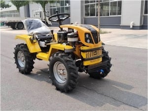 Tauros ZX 18 4x4, 18 LE-s kertészeti kistraktor szenzációs áron - kép 4