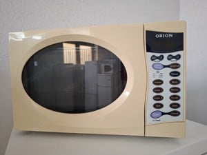 Használt Orion OM-020D Mikrohullámú Sütő [H16397] 3 hónap garanciával