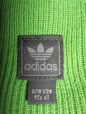 Adidas Originals téli sapka - kép 4