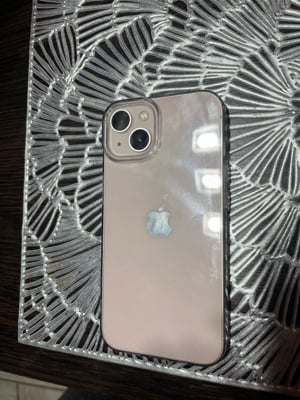 Újszerű Iphone 13 