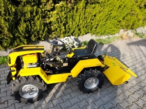 Tauros ZX 18 4x4, 18 LE-s kertészeti kistraktor kedvező áron - kép 4