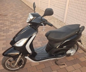 Piaggio Fly 2T 50 Újszerű 8700km - kép 3