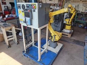 Eladó Fanuc M-10iA robot kar R-30iB vezérlő -vel ipari robot - kép 6