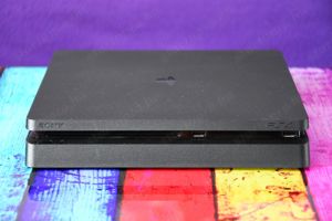 Kiváló PlayStation 4 Slim PS4 + 30 játék + kontroller + tartozékok! - kép 2