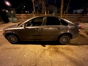 Volvo S 40 2.00  - kép 2