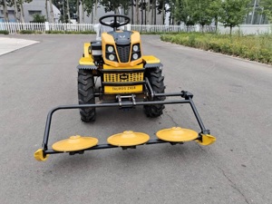 Tauros ZX 18 4x4, 18 LE-s kertészeti kistraktor tárcsás kaszával szenzációs áron !!! - kép 8