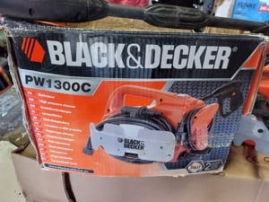 Black & Decker PW1300C magasnyomású mosó tartozékaival dobozába üzemképes de s viz cső végéről le ve - kép 2