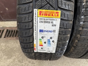 235 35 R20 XL 92W Pirelli Sottozero 3 téli gumi 4db új 200.000 Ft DOT21 - kép 2