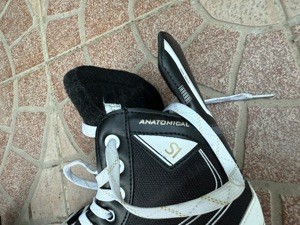 36 os Head Anatomical S1 gyöngyvásznas hokikorcsolya eladó 10.000 Ft ért - kép 4