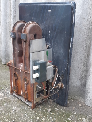 FÉG F19 konvektor 2 tagú öntöttvas parapetes parapet nélkül - kép 6