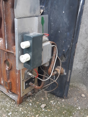 FÉG F19 konvektor 2 tagú öntöttvas parapetes parapet nélkül - kép 5