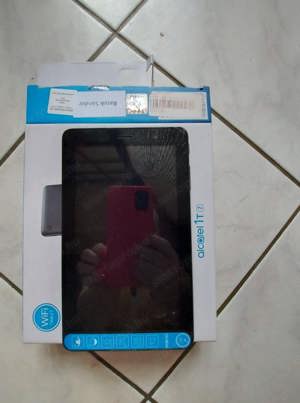 Táblagép Alcatel 10 " 32 GB dobozában - kép 2