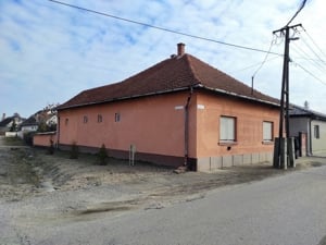 Kiskőrös keleti részén 3 szobás családi ház eladó! - kép 3