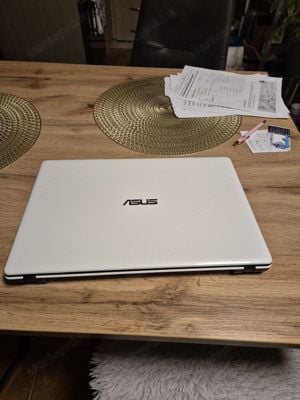 Asus laptop szép állapotban eladó! - kép 2