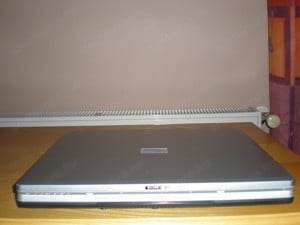 Fujitsu-Siemens Amilo L7300-x laptop töltővel és kábellel - HASZNÁLT, DE MEGKÍMÉLT ÁLLAPOTÚ! - kép 4