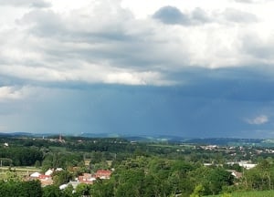 Örökpanorámás sorházas tégla építésű lakóparki ingatlan zárt udvarban kádas és zuhanyzós fürdővel - kép 13