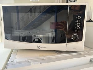 Felújított Electrolux EMS20200W Mikrohullámú Sütő [HFV718] 6 hónap garanciával - kép 1