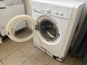 Használt Indesit IWUC 41051 Keskeny Elöltöltős Mosógép [H16451] 1 hónap garanciával - kép 2