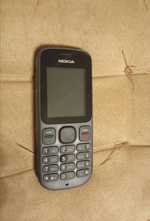 Nokia 100 mobil eladó  - kép 3