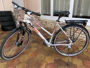 Ktm 28-as aluvázas agydinamós újszerű Trekking Shimano felszereltséggel 51cm - kép 10