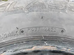 Lassa  215 65 R15C 104 102T 2 darab nagyon jó állapotban profii 7.8-8 mm dot;2423 a harmadikat oda a - kép 4