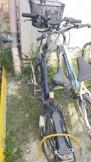 10 ezer forint, 20 ezer és 25 forint. Volt egy alkualap a biciklin - kép 5