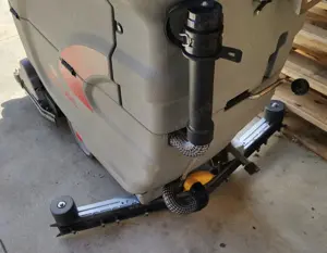 Használt Comac Simpla 50 BTS hengerkefés súrolóautomata  - kép 6