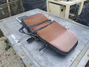 Ikarus ellenőr ülés Jobb egy ülés pótülés   plusz 1 fő ülés lehajtható - kép 5