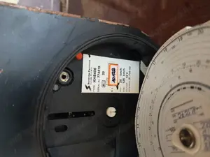 Eladó 12 volt tachográf   12 voltos korongos tachográf - kép 7