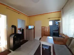 Eladó lakható hétvégi ház a Tőserdőben. - kép 6